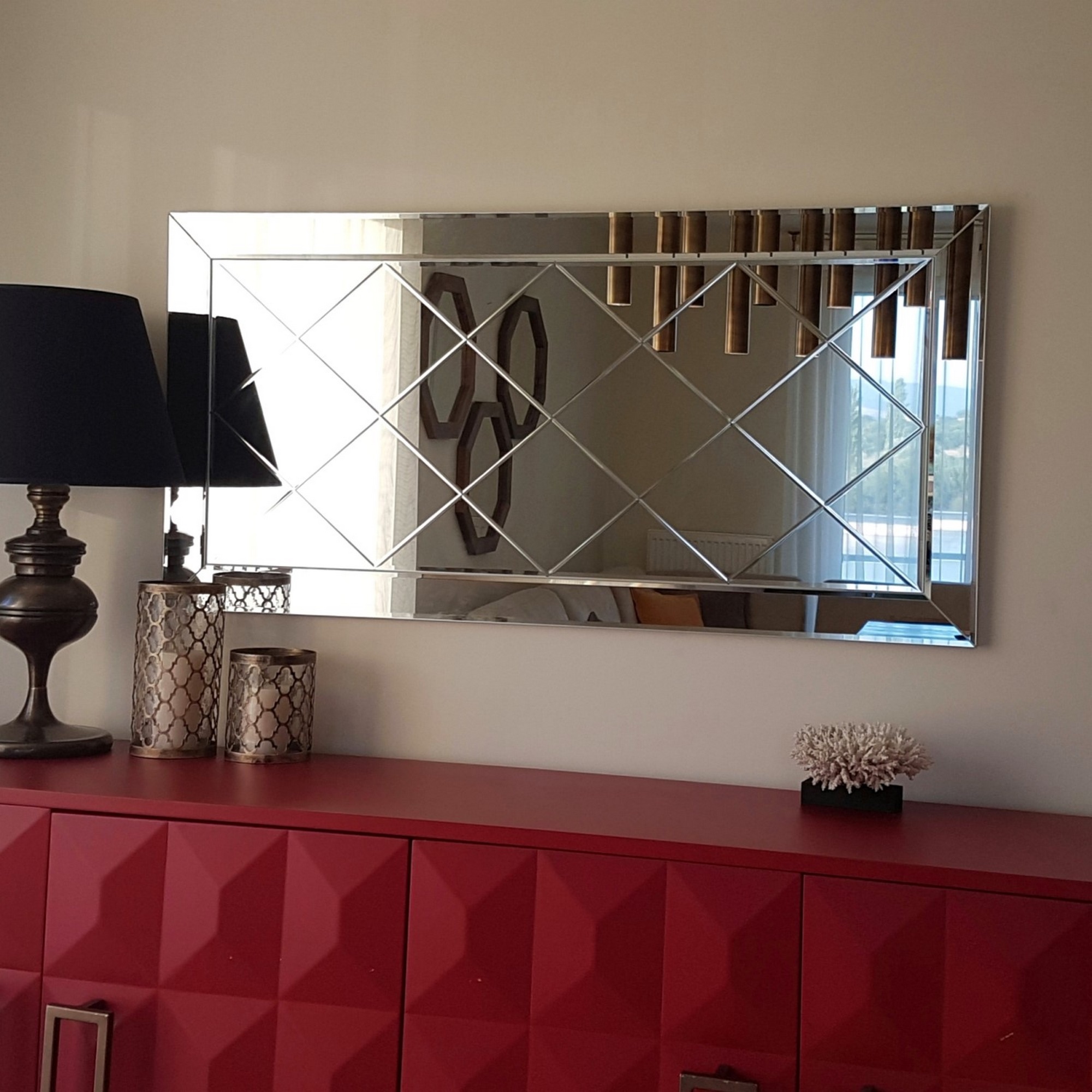 A306Y Diamond Patterned Hall Mirror