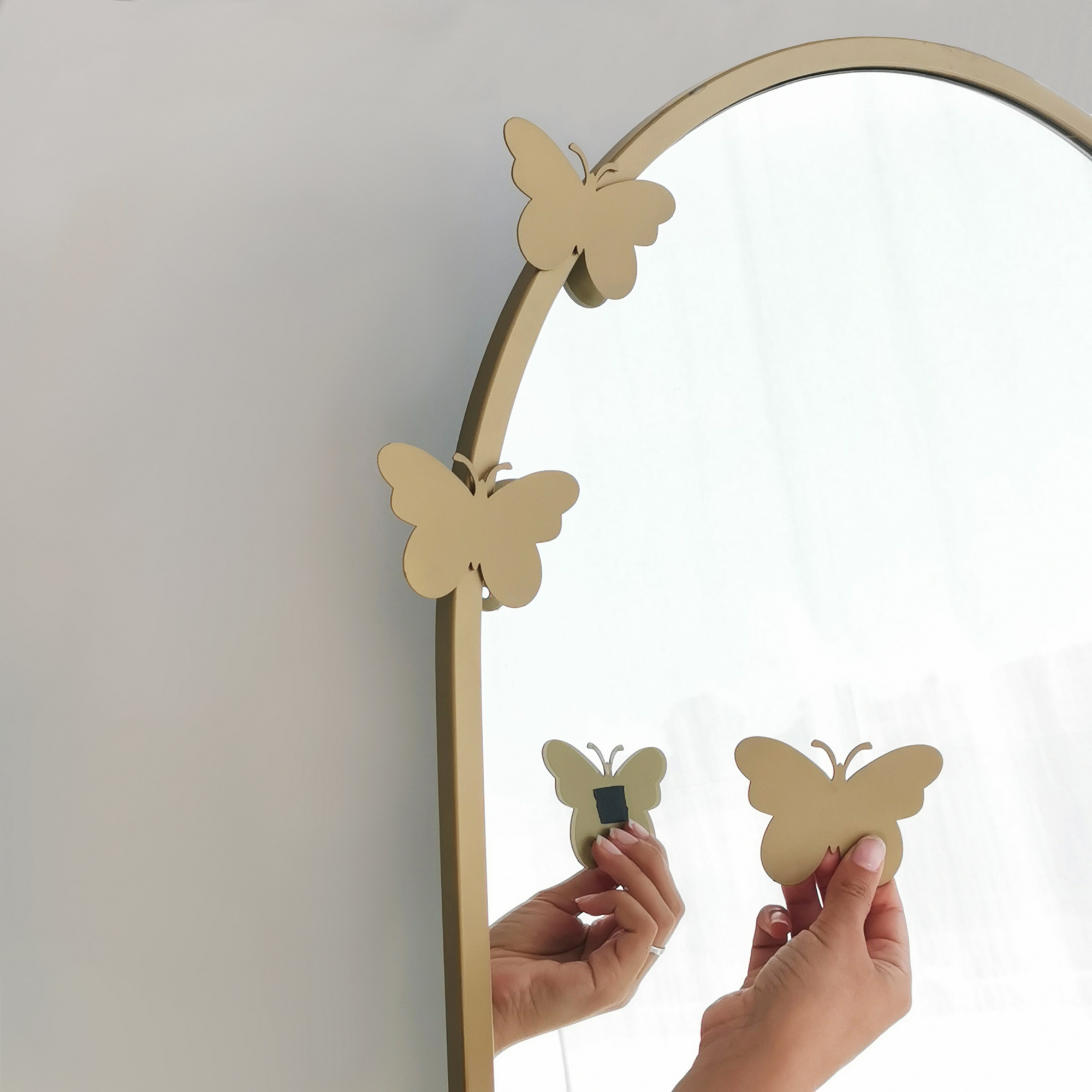 A903 Metal Standing Mirror