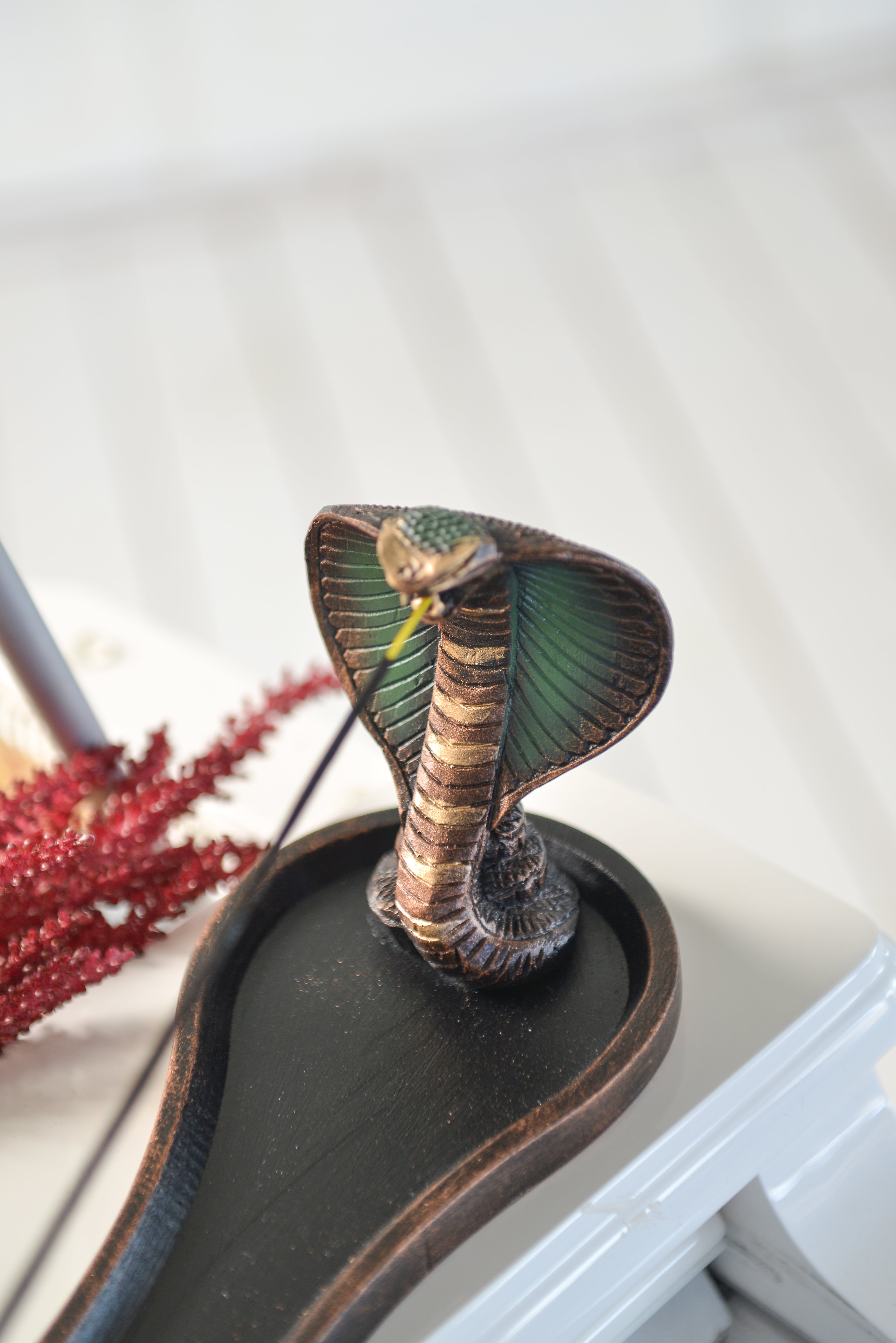 Cobra snake shaped incense holder decorative trinket