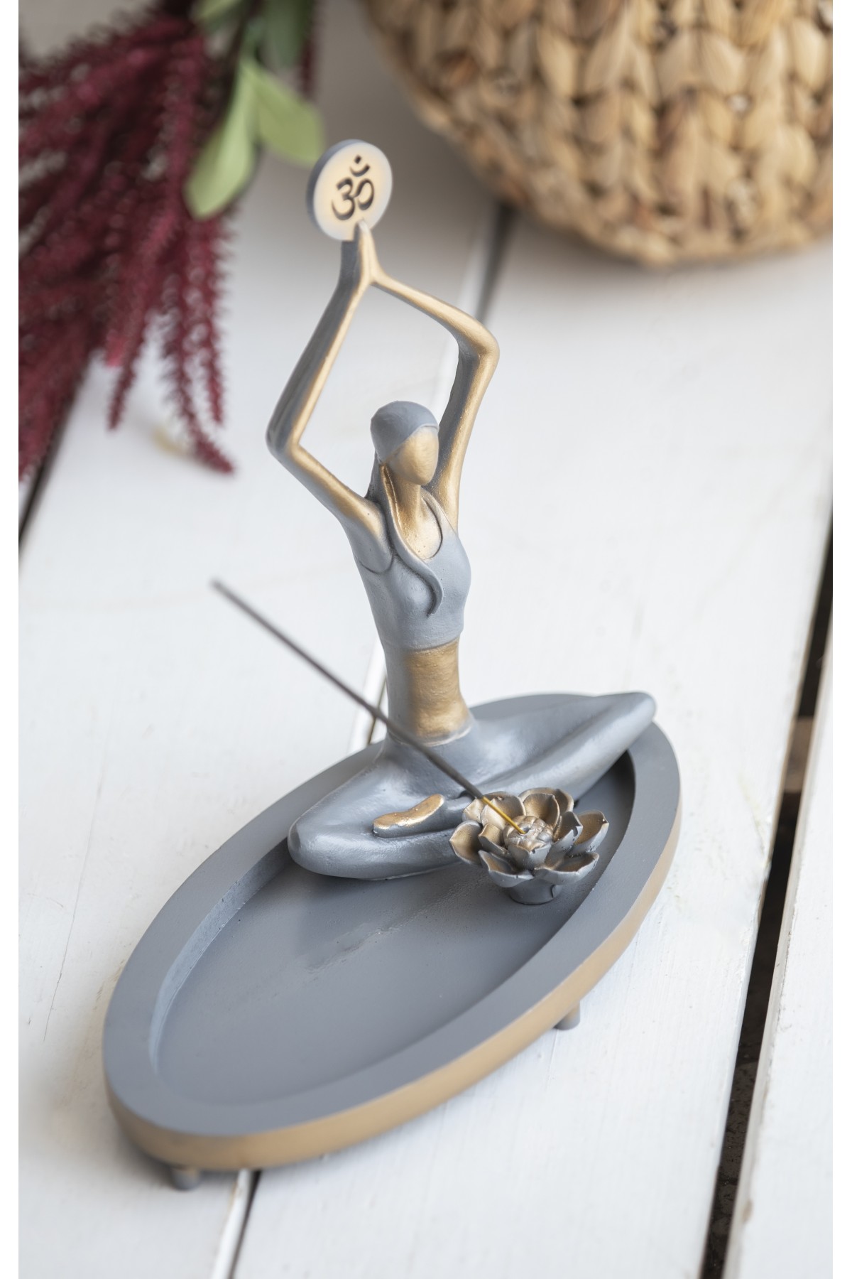 Yoga hands ahavda incense holder ellipse special design